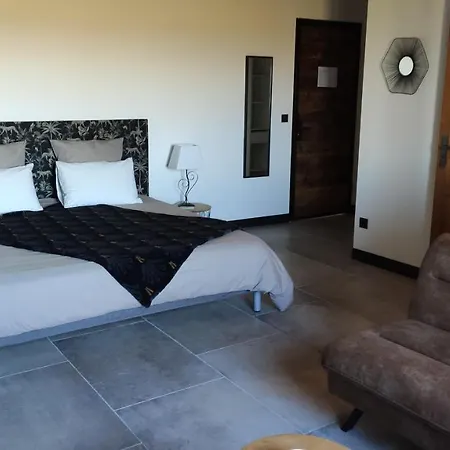 Manoir Du Marquis De Montcalm 3*