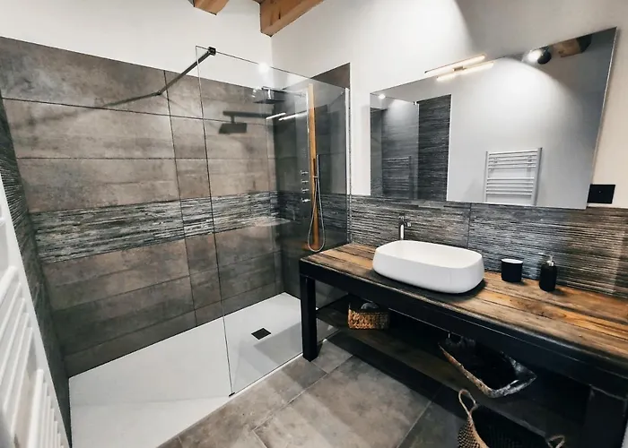 Manoir Du Marquis De Montcalm Bed & Breakfast Vestric-et-Candiac